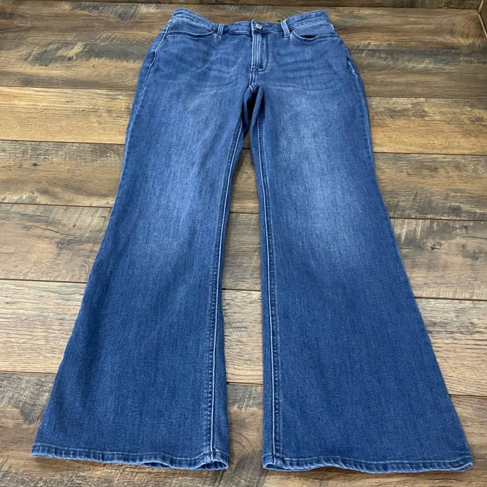 Old Navy Wow Flare Jeans Womens 6 High Rise Medium Wash Denim Blue Stretch Boho